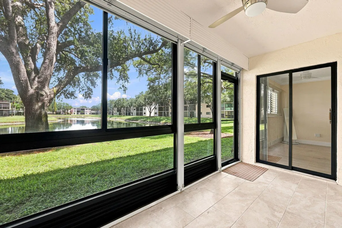 Unit 111 photo 19