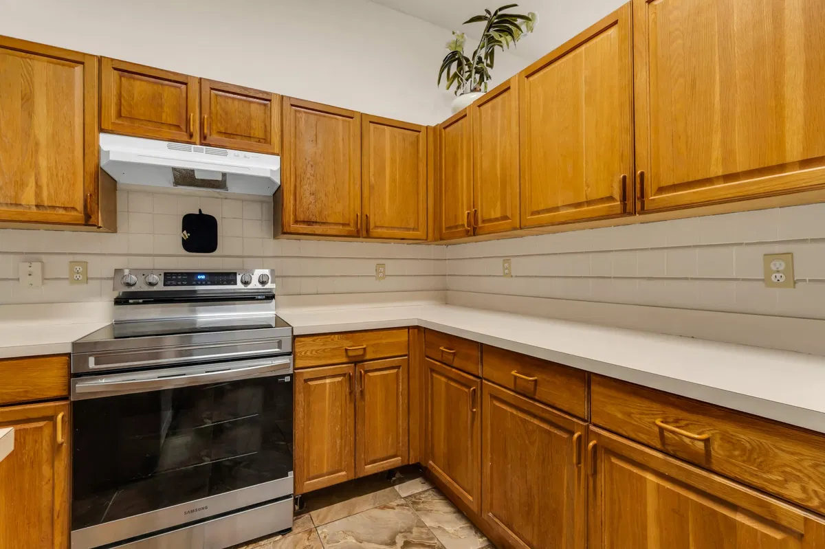 Residence photo 16
