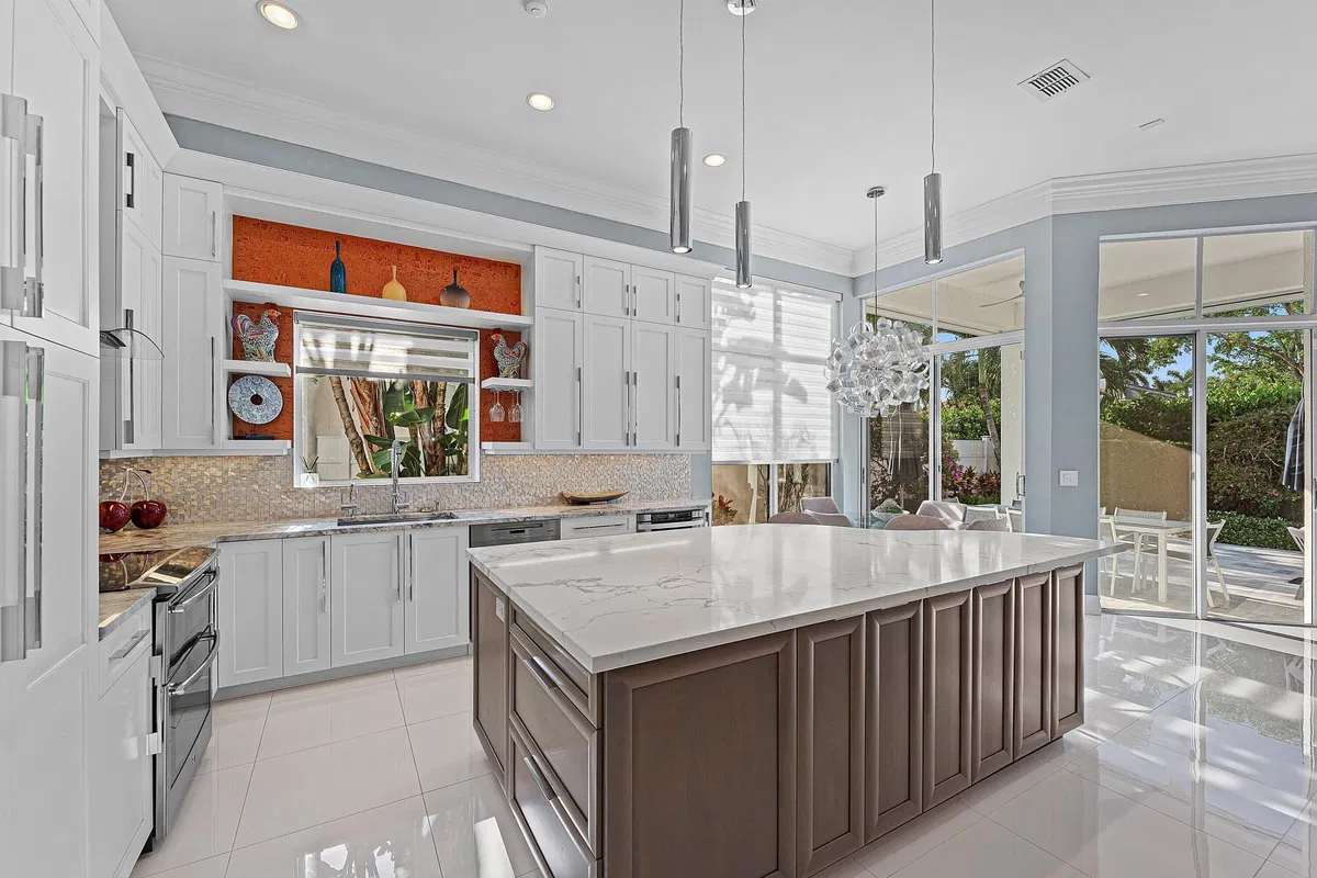 Woodfield Country Club Residence photo 4