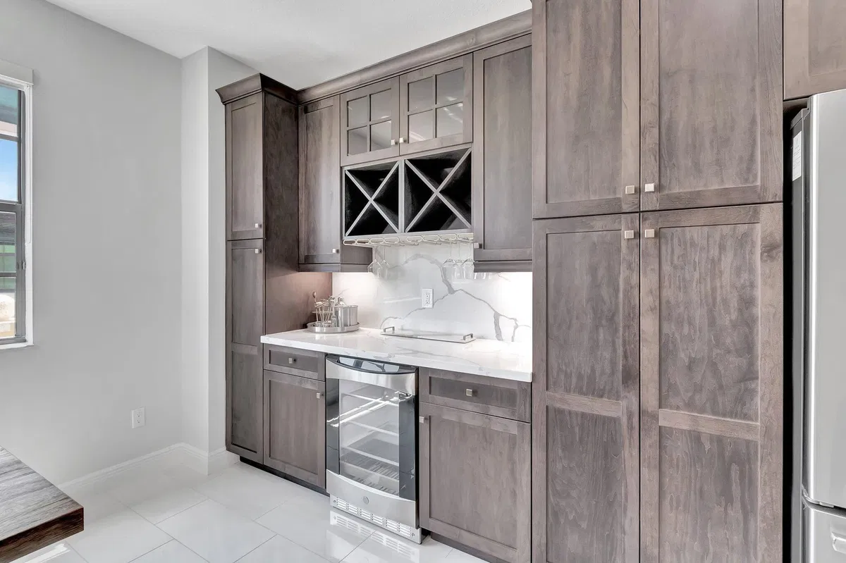  Residence photo 34