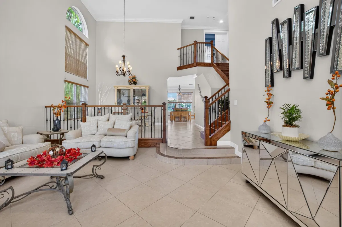  Residence photo 7