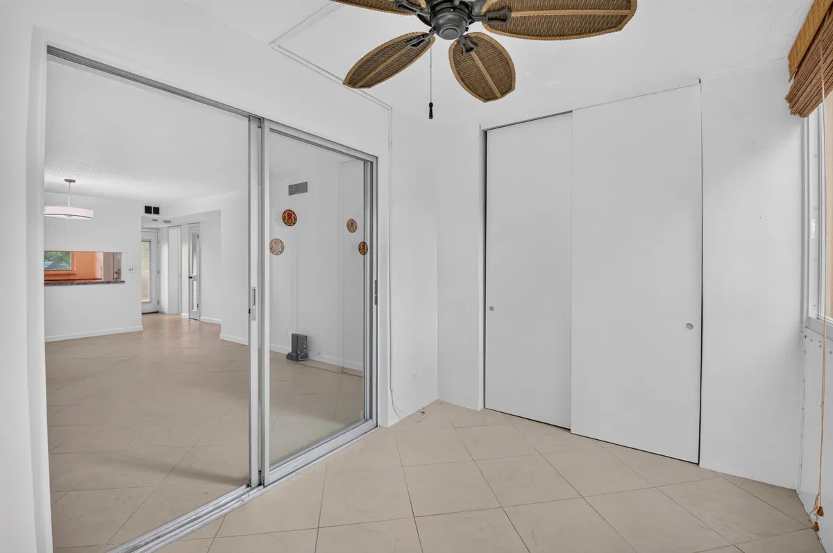  Residence photo 31