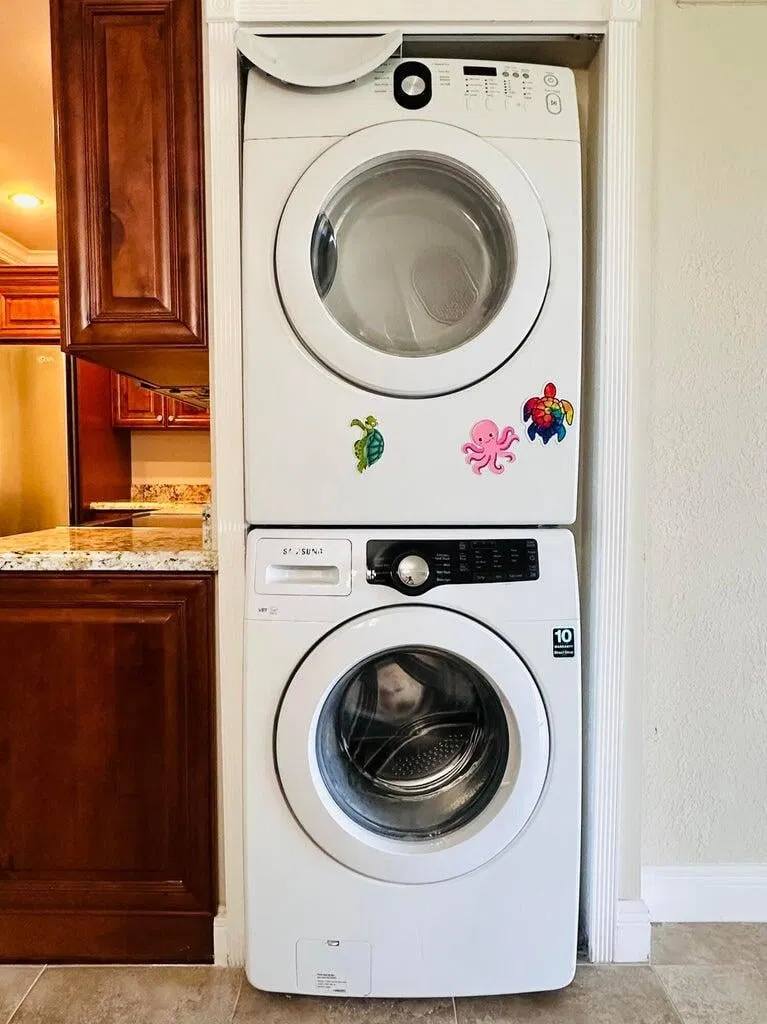Unit 408 photo 10