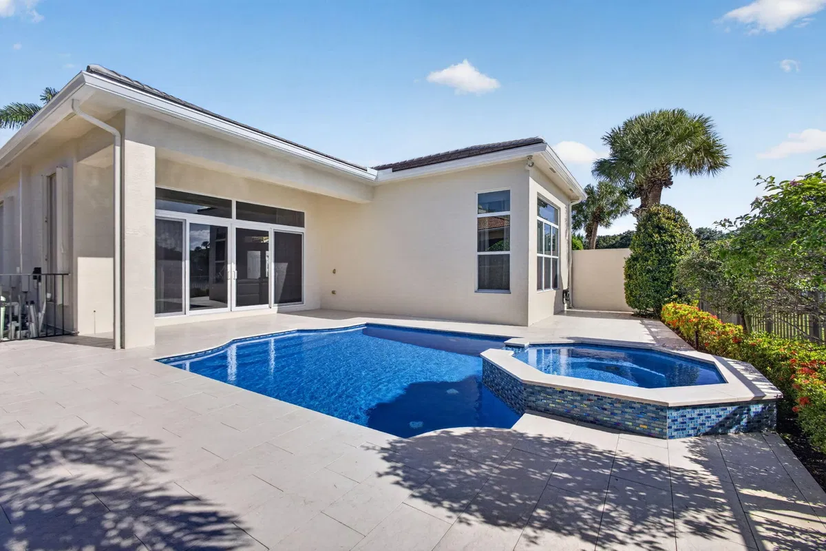 Mirasol Country Club Residence photo 40