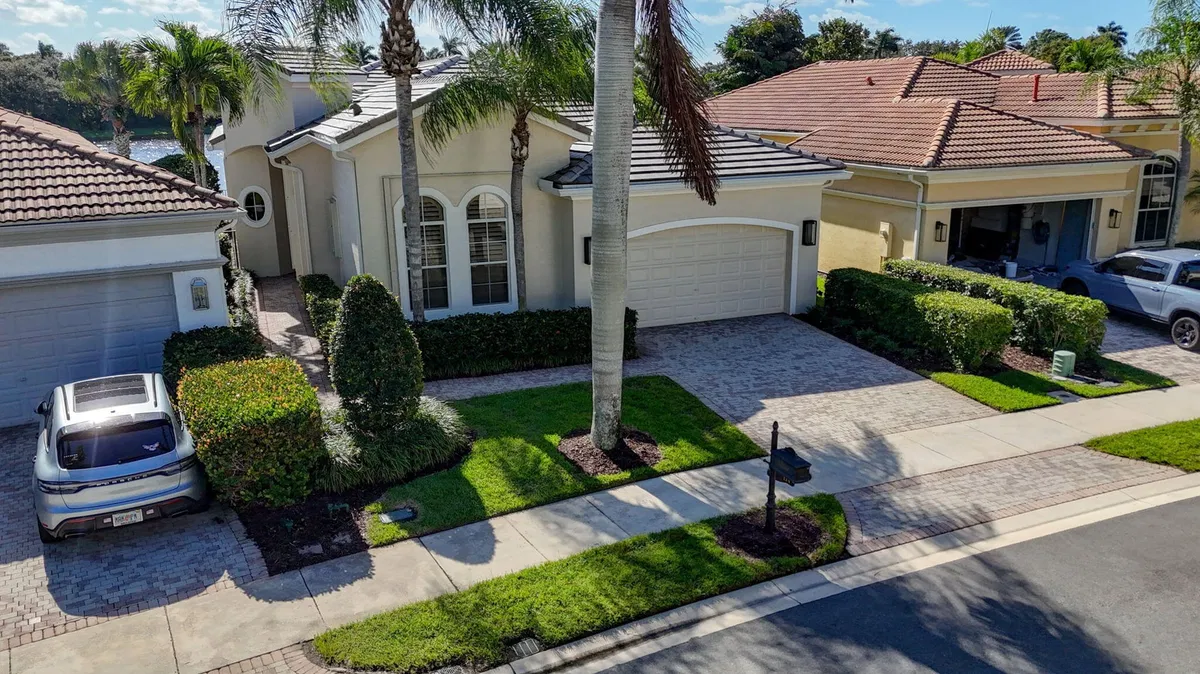 Mirasol Country Club Residence photo 46