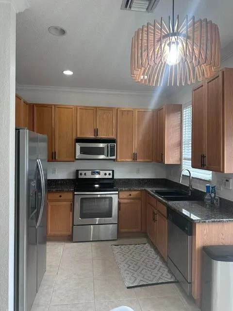 Unit 997 photo 19