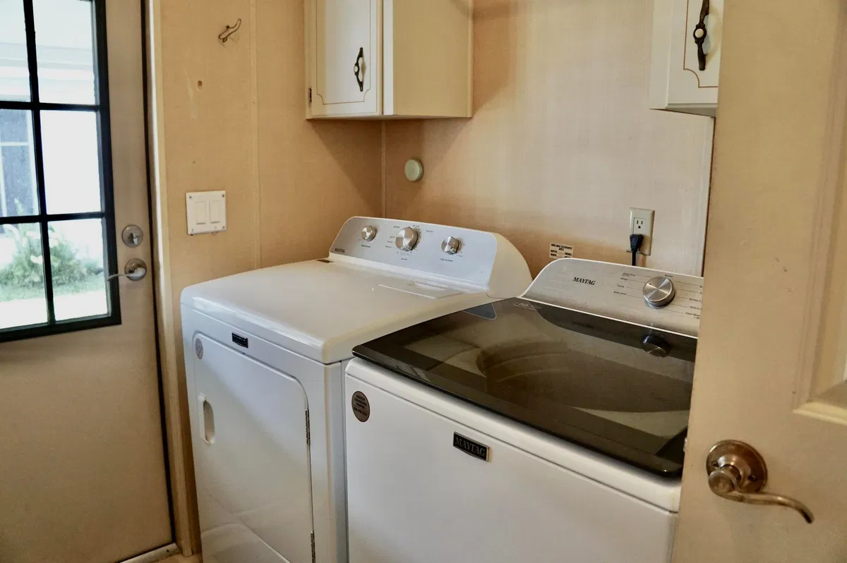Residence photo 16
