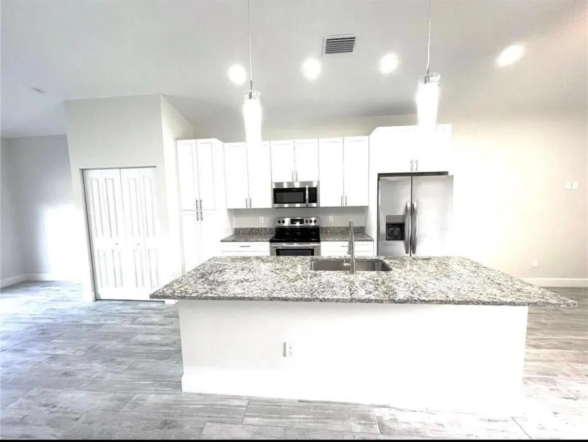 Residence photo 7