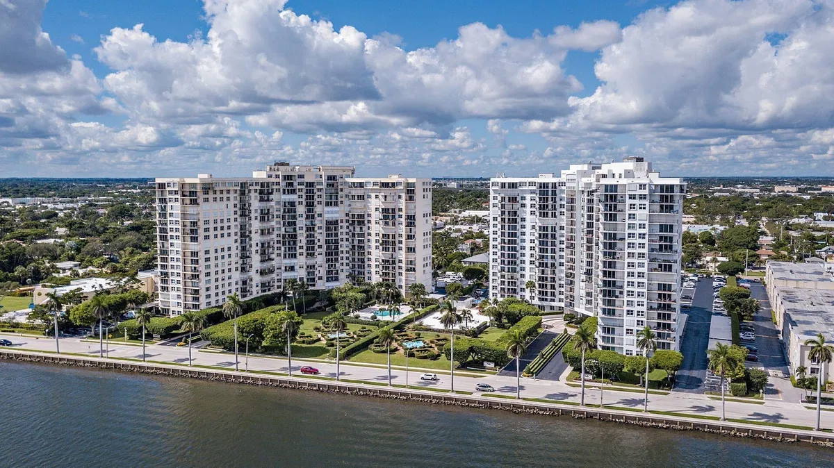 Downtown West Palm Beach Unit 1506 photo 13