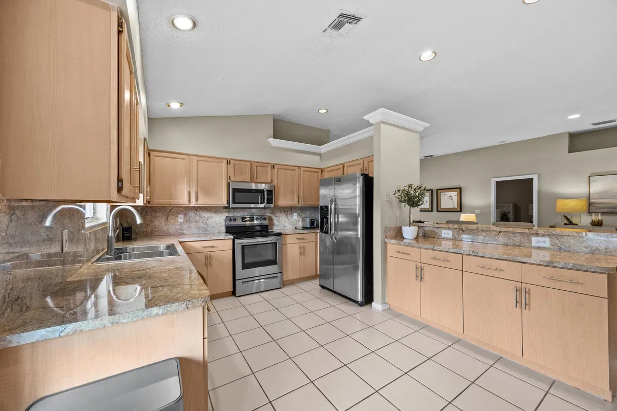 Residence photo 10