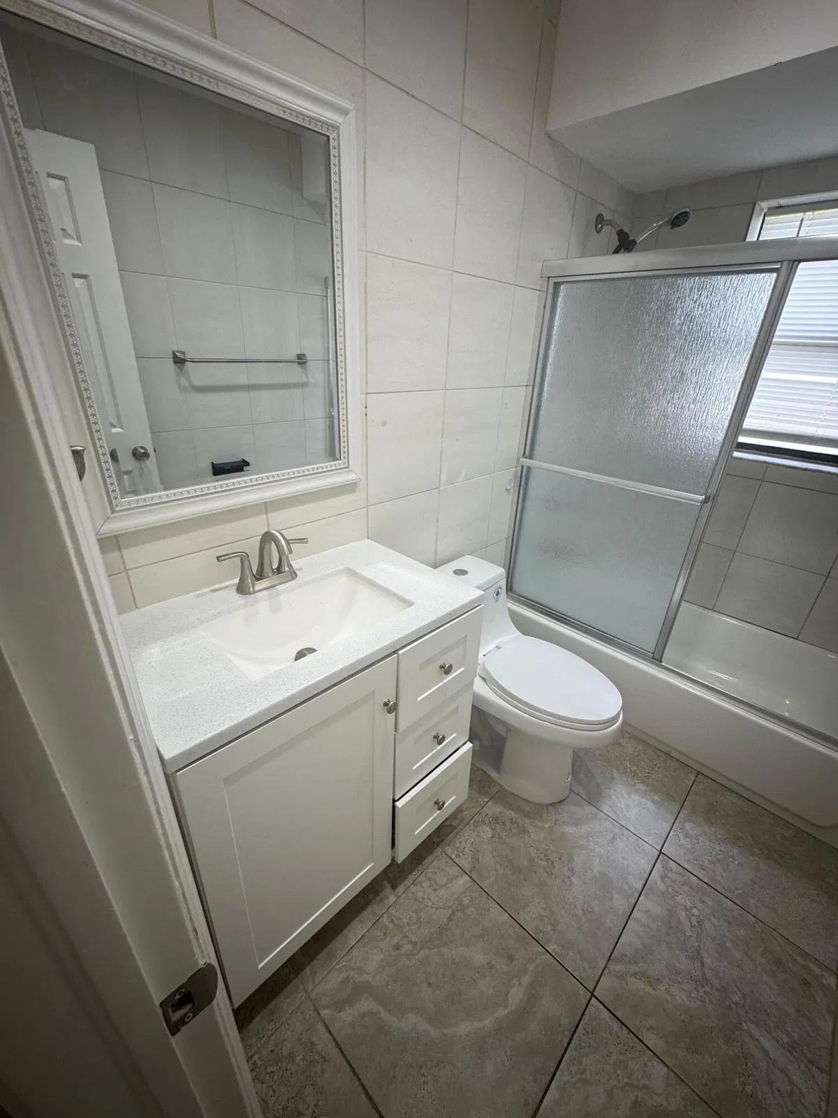  Unit 403 photo 7