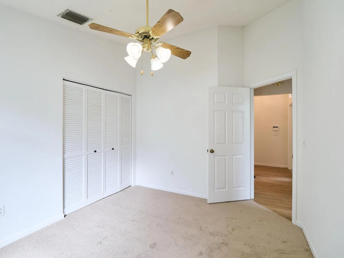  Residence photo 31