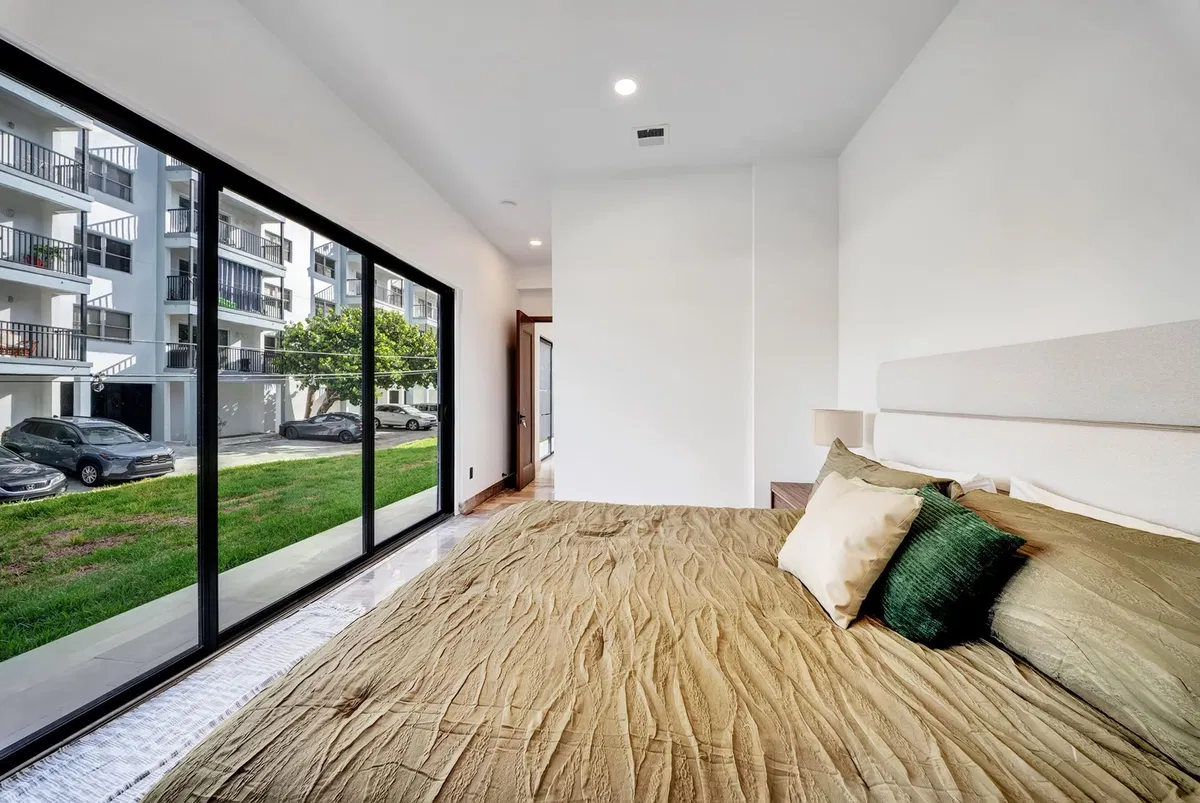 Residence photo 31