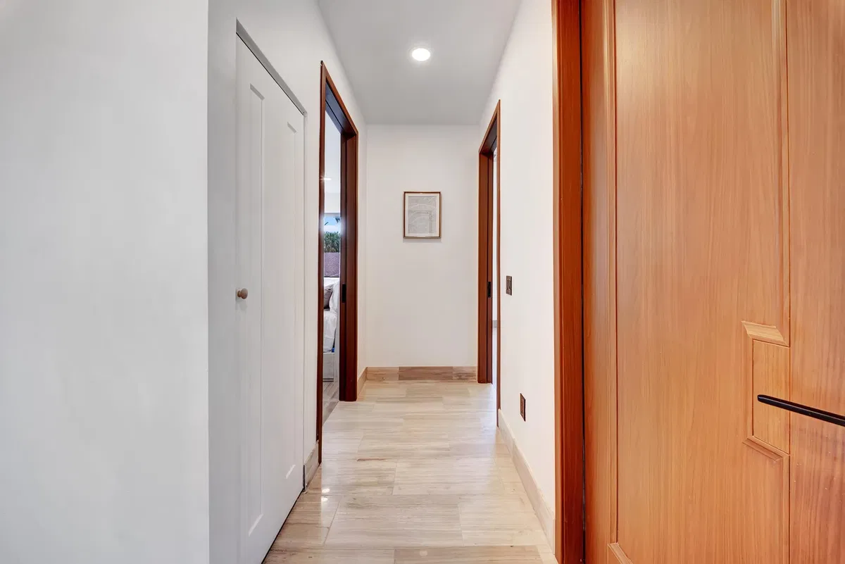 Residence photo 37