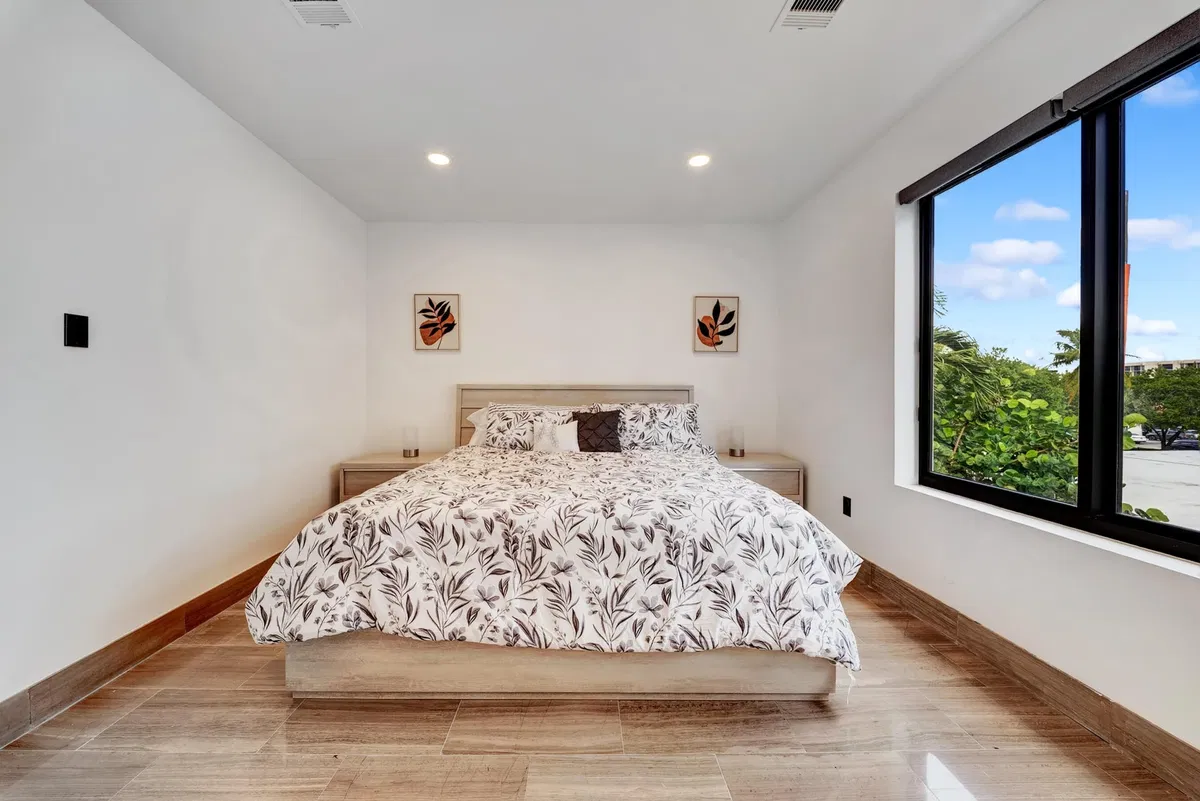Residence photo 52