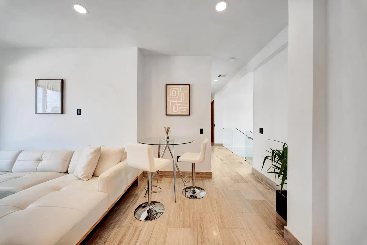 Residence photo 58