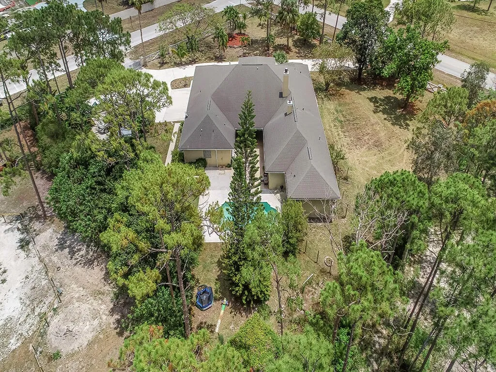 Residence photo 31