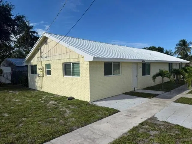 Residence photo 4