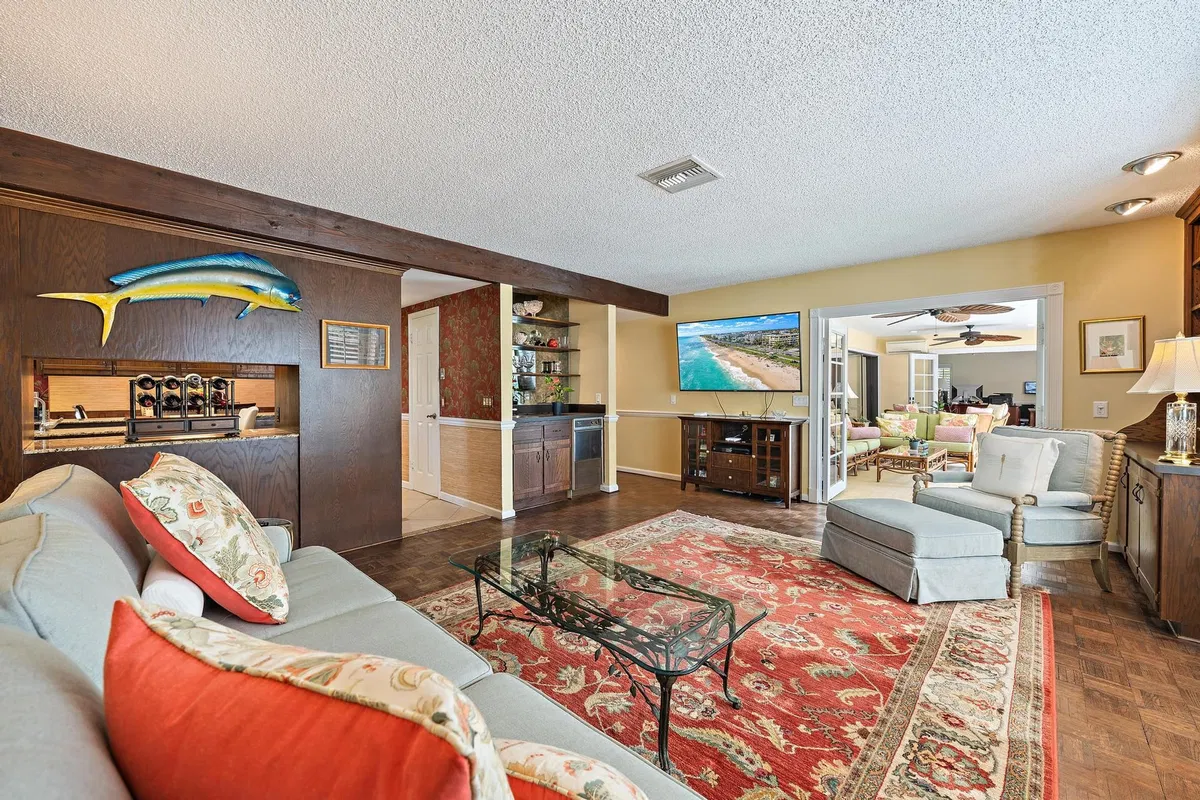 Residence photo 10