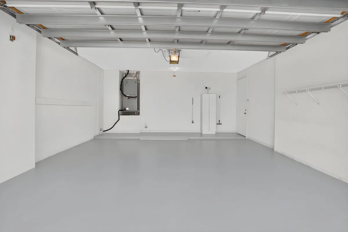 Residence photo 43