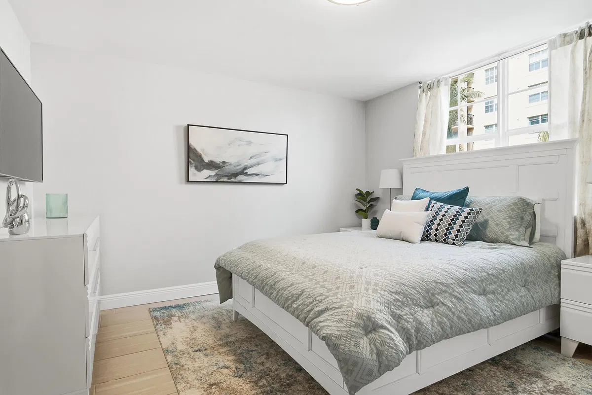 Flagler Pointe Unit 201 photo 25