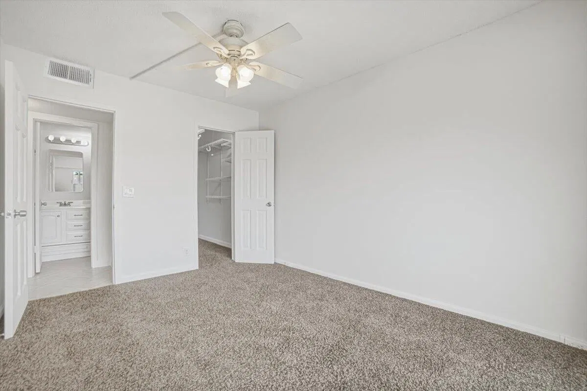Unit 291 photo 16