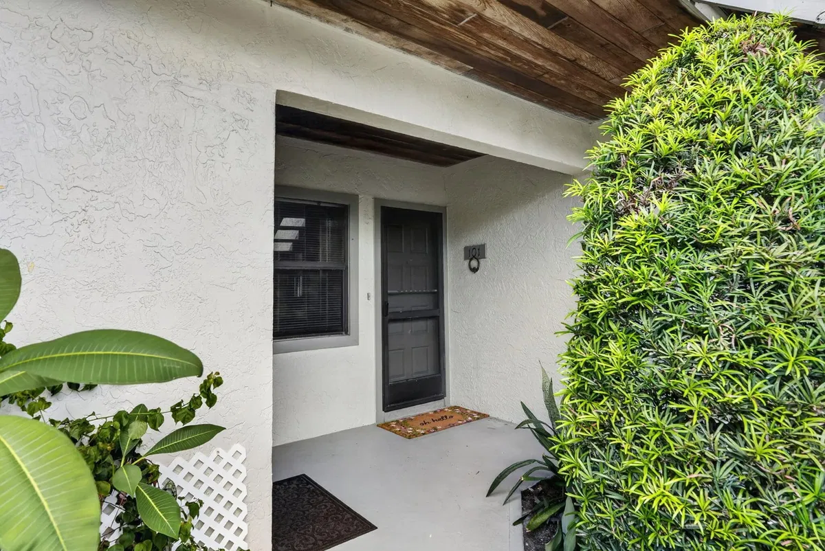 Residence photo 4