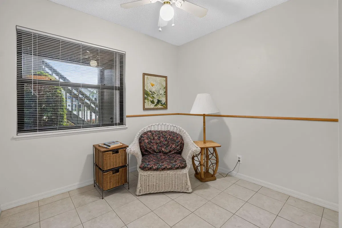 Residence photo 10