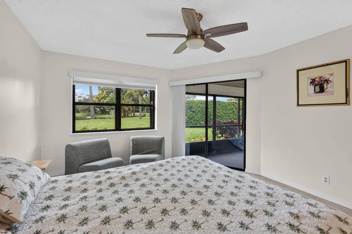 Residence photo 43
