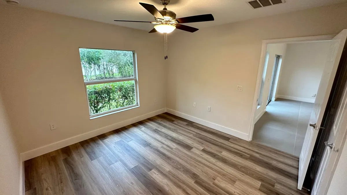  Residence photo 7