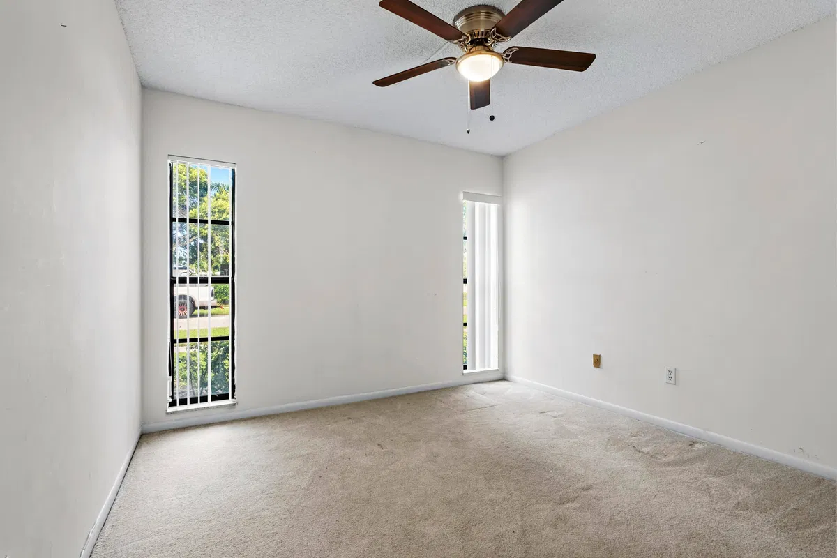 Residence photo 37