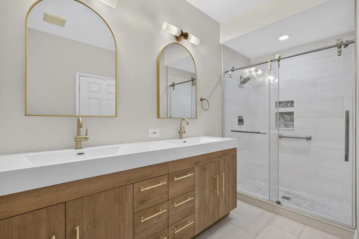 Unit Apt 1 photo 31