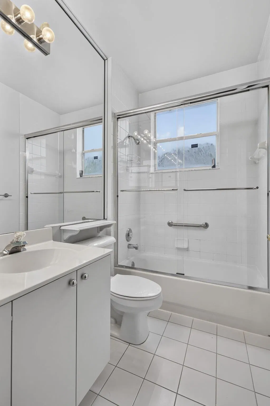 Unit Apt 1 photo 34
