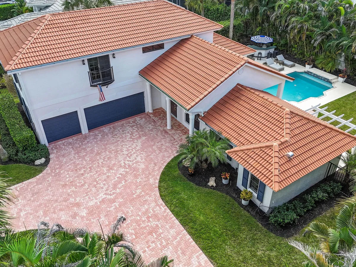 Jupiter River Estates Residence
