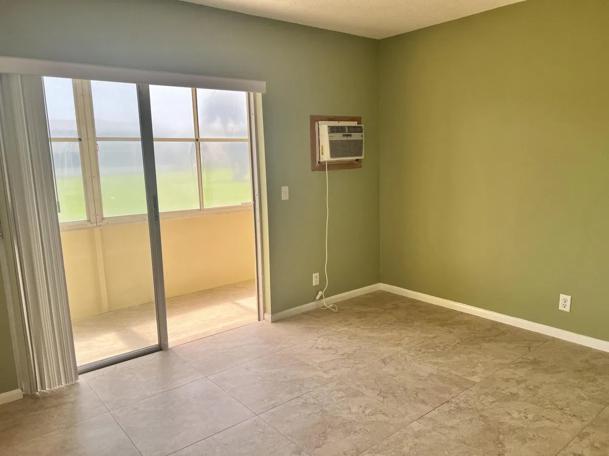  Residence photo 19