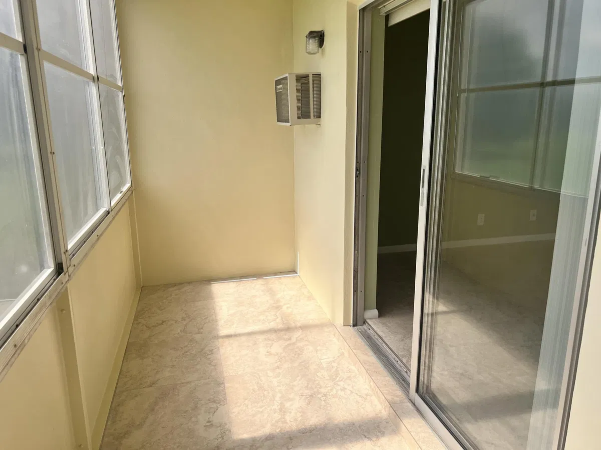  Residence photo 25