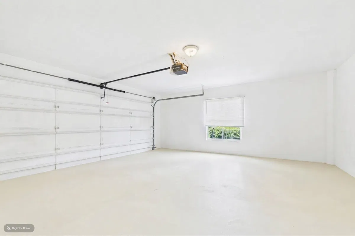 Residence photo 22