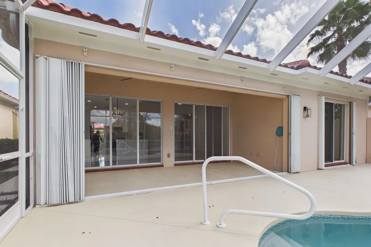 Residence photo 25