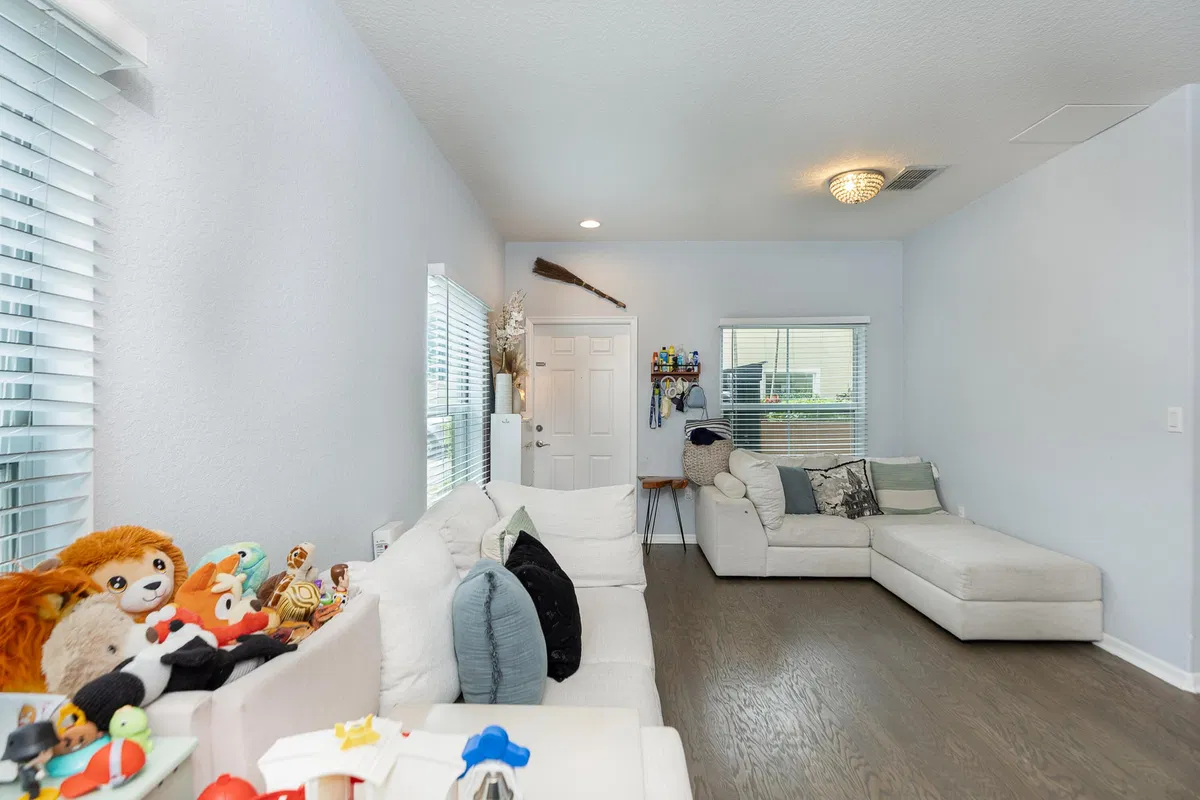 Residence photo 10