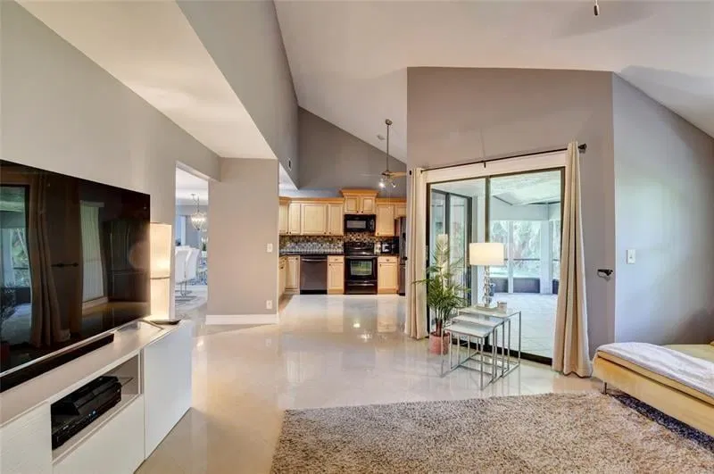 Residence photo 13
