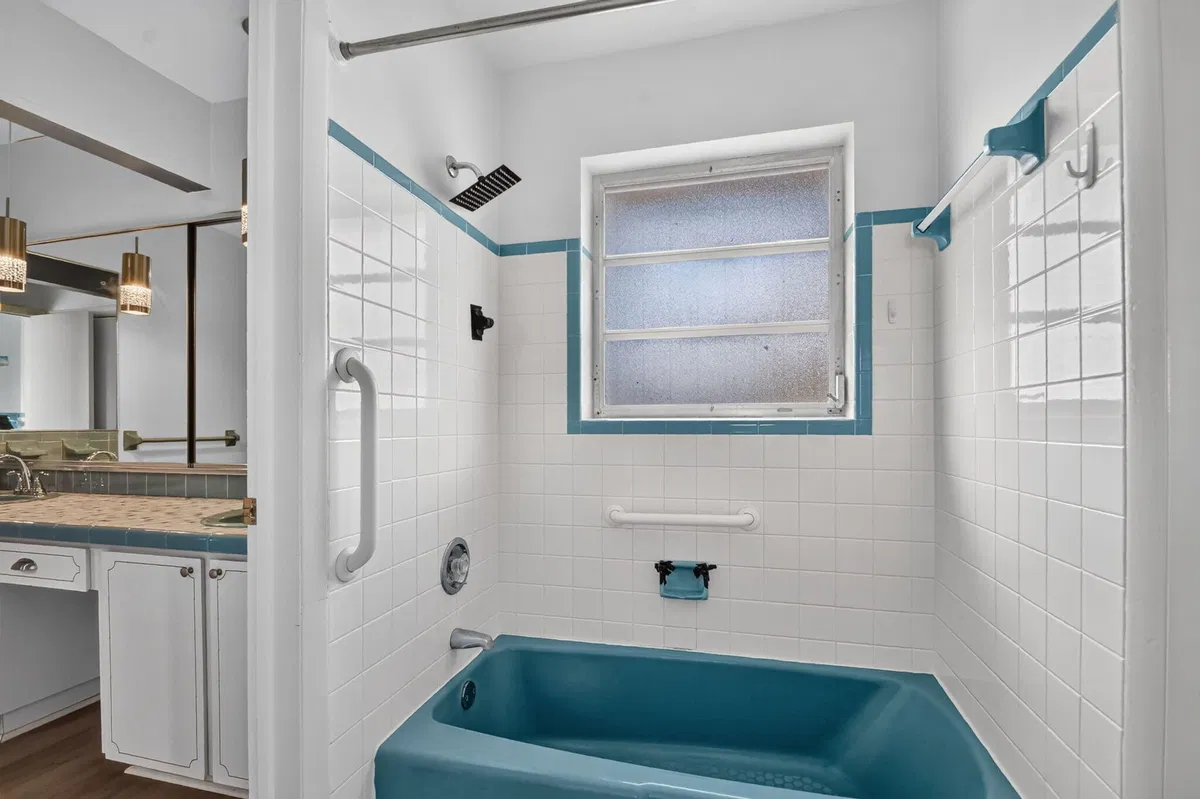  Residence photo 34