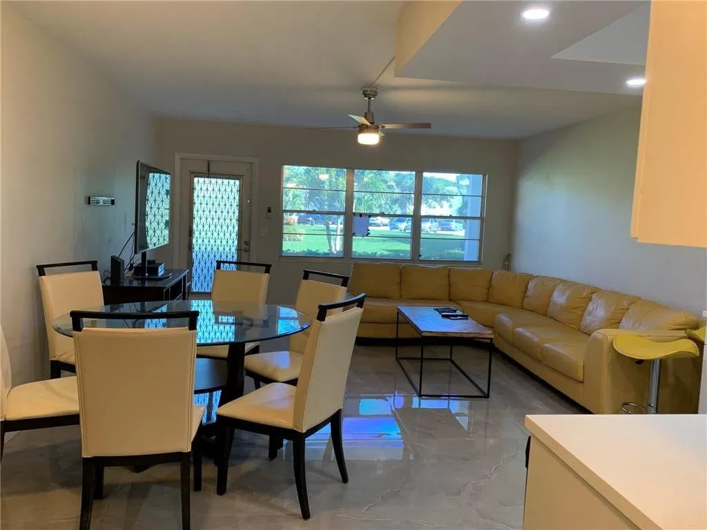Residence photo 4