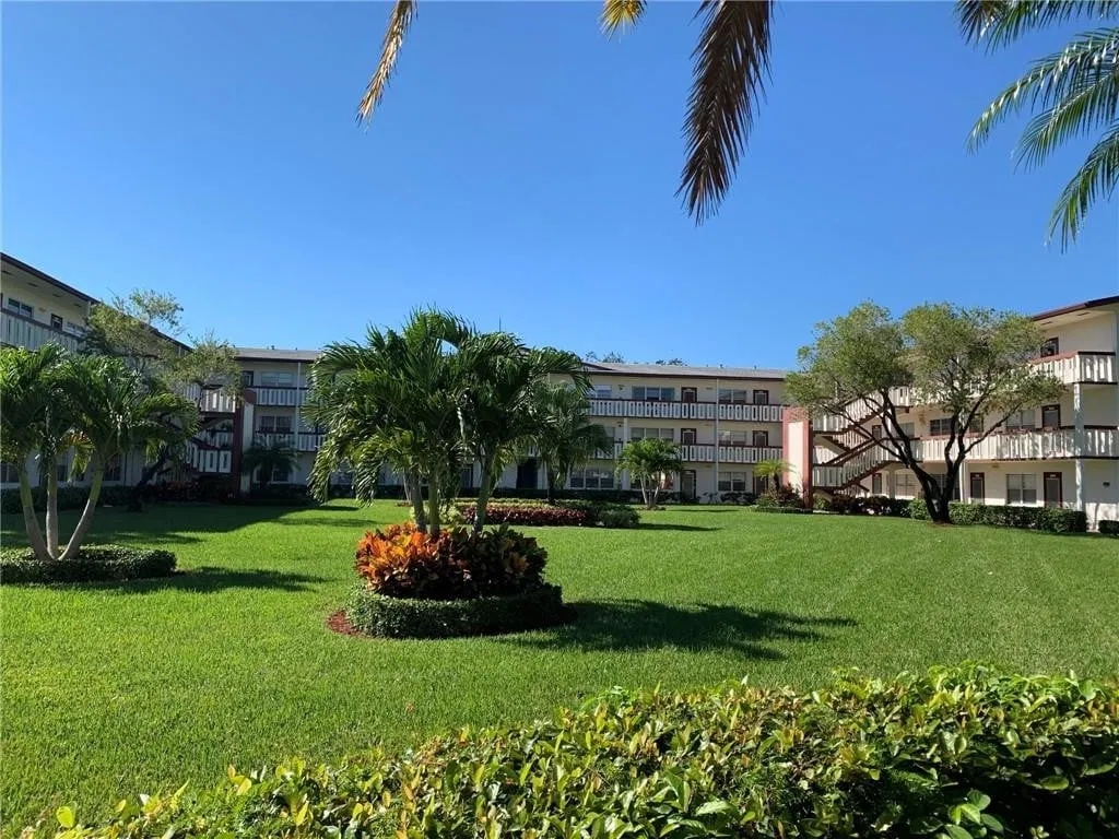 Residence photo 10