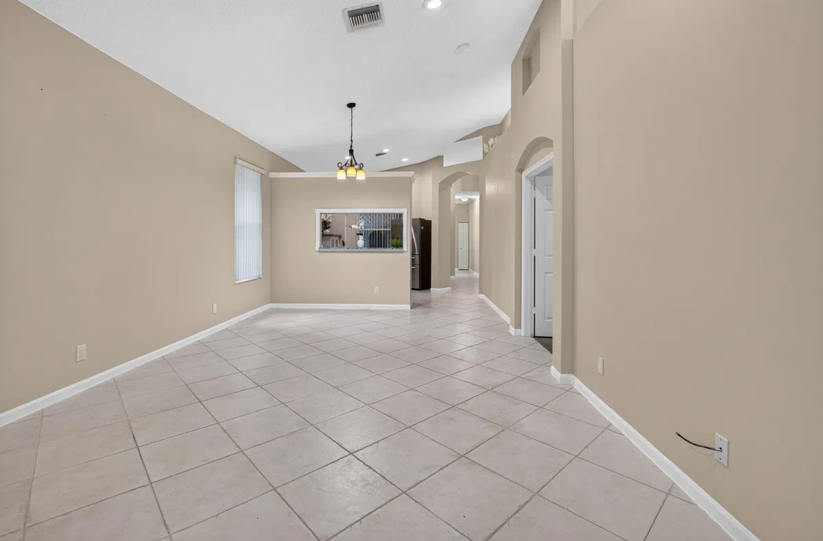  Residence photo 13