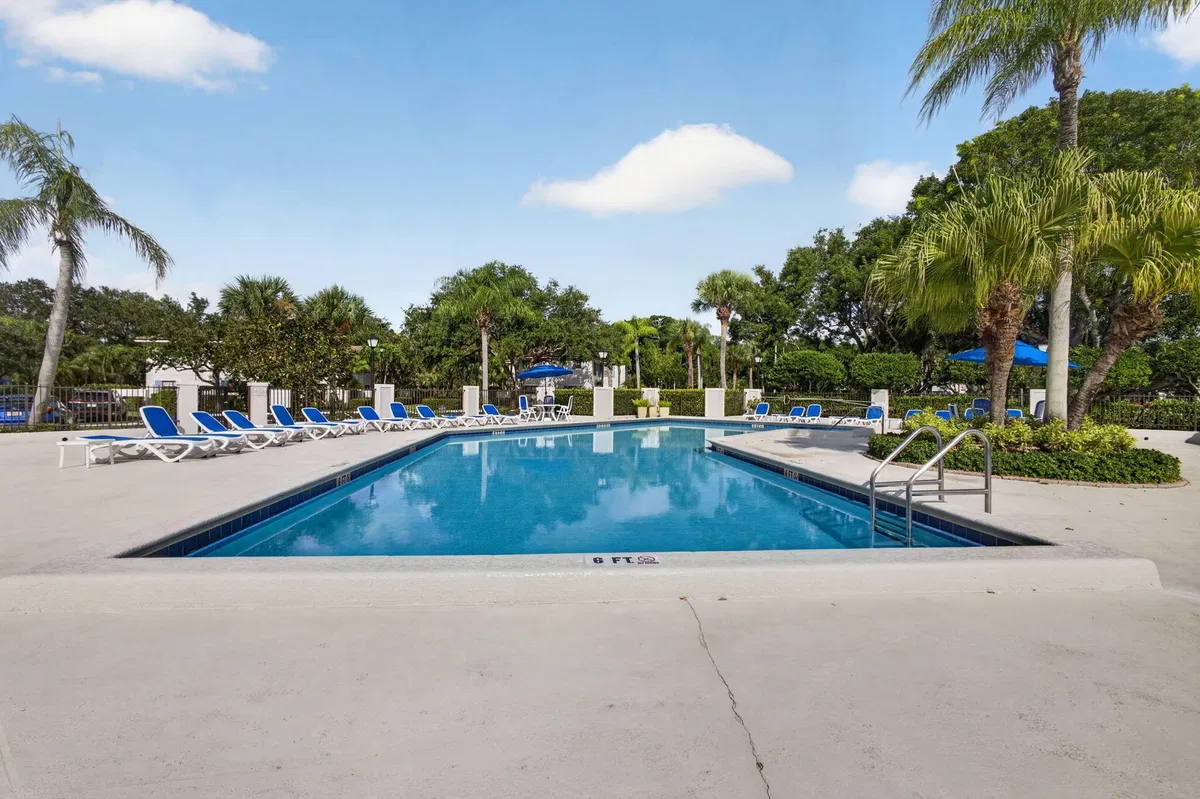 PGA National Palm Beach Gardens Unit 4 photo 43
