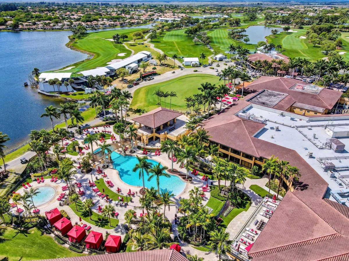 PGA National Palm Beach Gardens Unit 4 photo 58