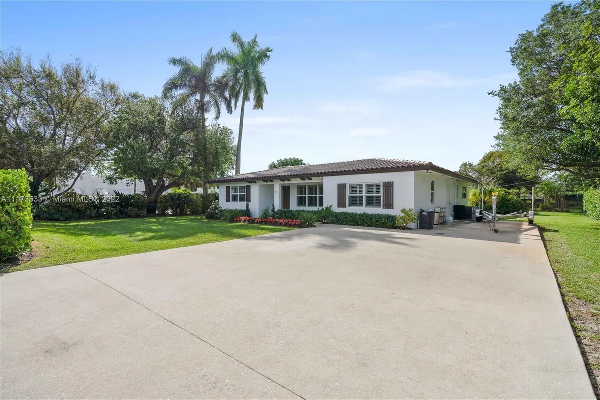 Residence photo 4