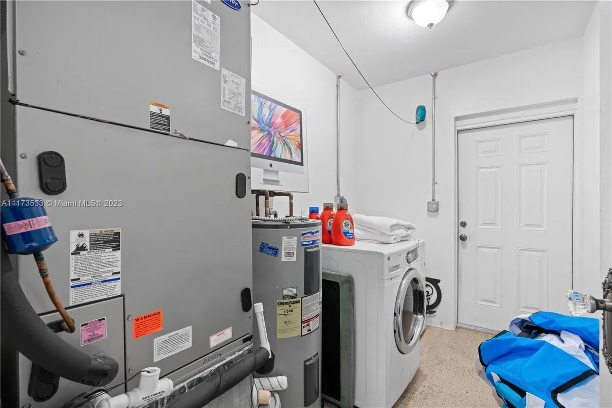 Residence photo 40