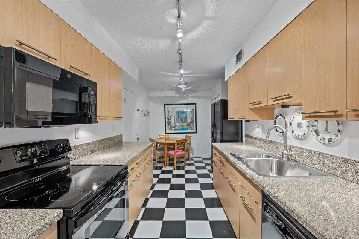 Downtown Delray Beach Unit PH-5 photo 13