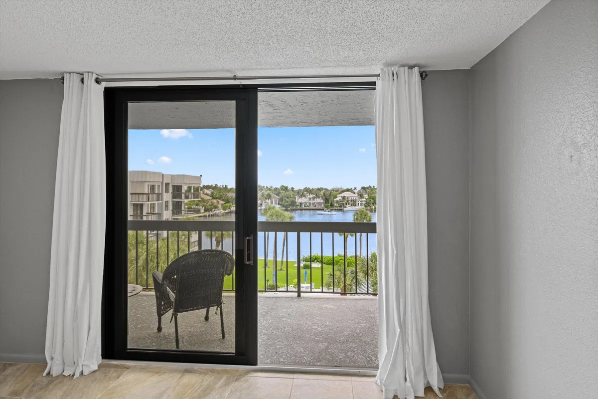 Downtown Delray Beach Unit PH-5 photo 16